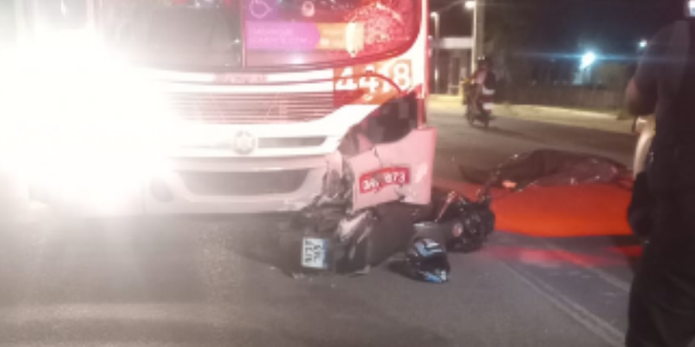 Motociclista morre após colisão com ônibus na parte alta de Maceió