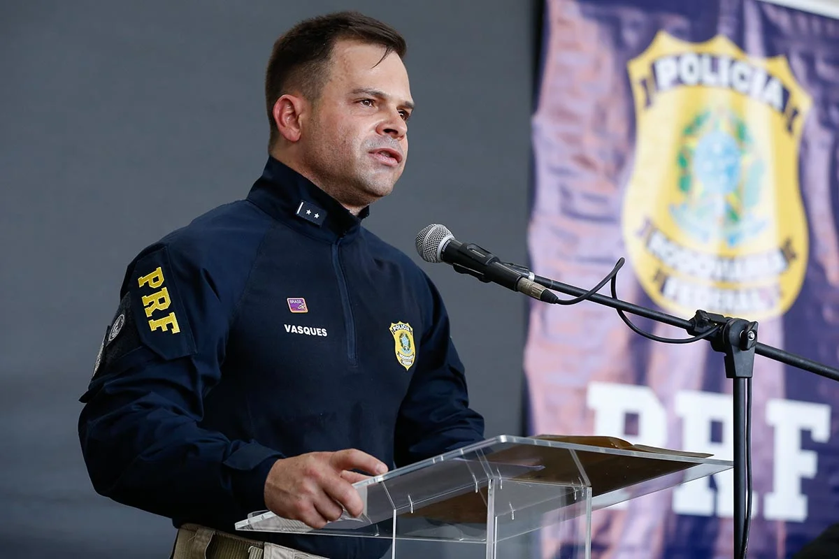 Condenado por abuso de poder nas eleições de 2022, ex-diretor da PRF é preso em fuga no Paraguai