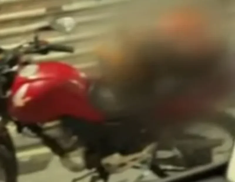 Perseguição policial termina com jovem morto após queda de moto no Vale do Reginaldo