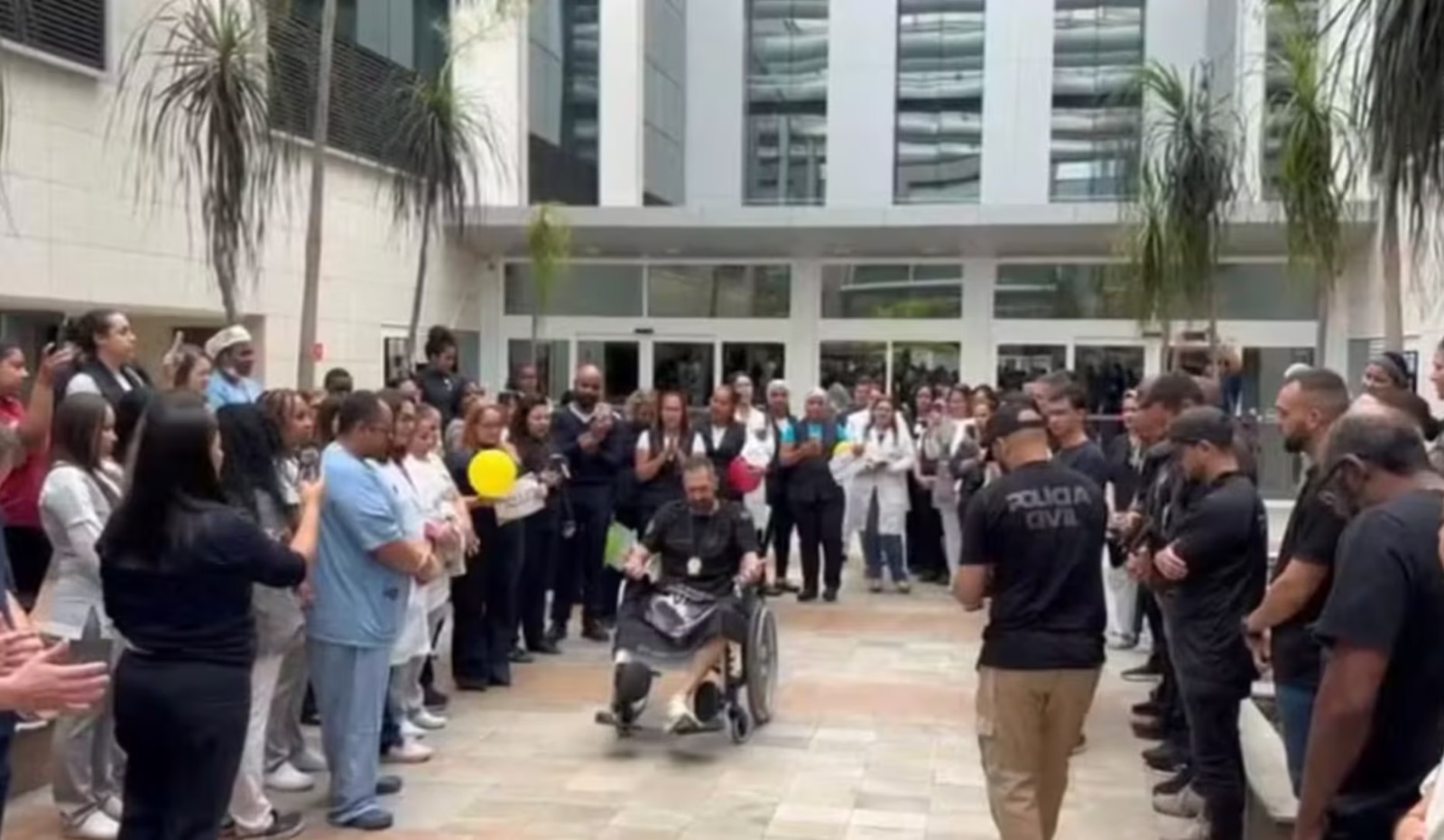 Delegado baleado em megaoperação no Rio recebe alta após 46 dias internado