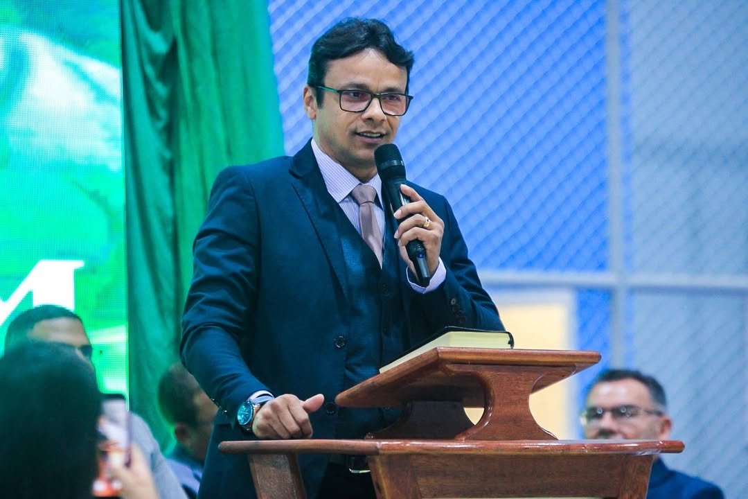 Prefeito de Passo de Camaragibe, Elisson Santos assume a pior colocação em pesquisa de avaliação