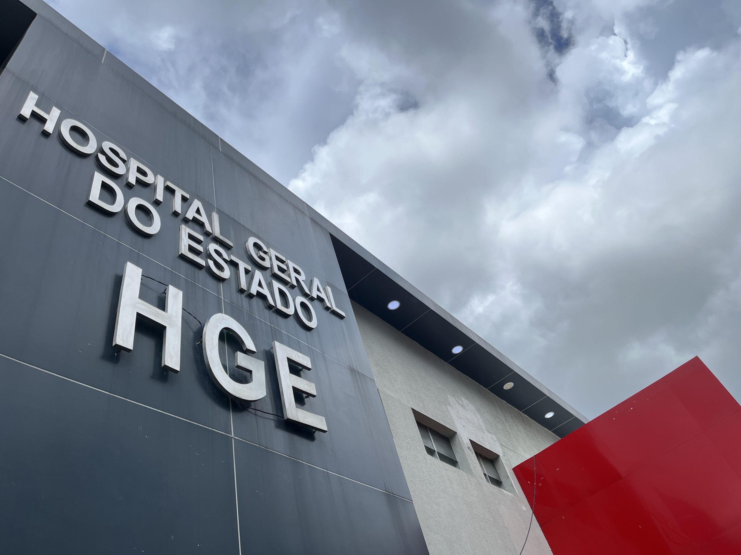 Documento revela limitação no uso de soro fisiológico e outros insumos no HGE durante fim de ano