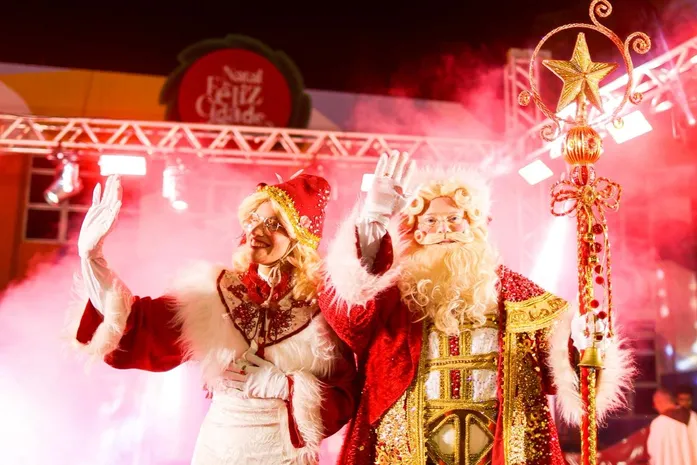 Pilar vive noite inesquecível na abertura do Natal da Feliz Cidade