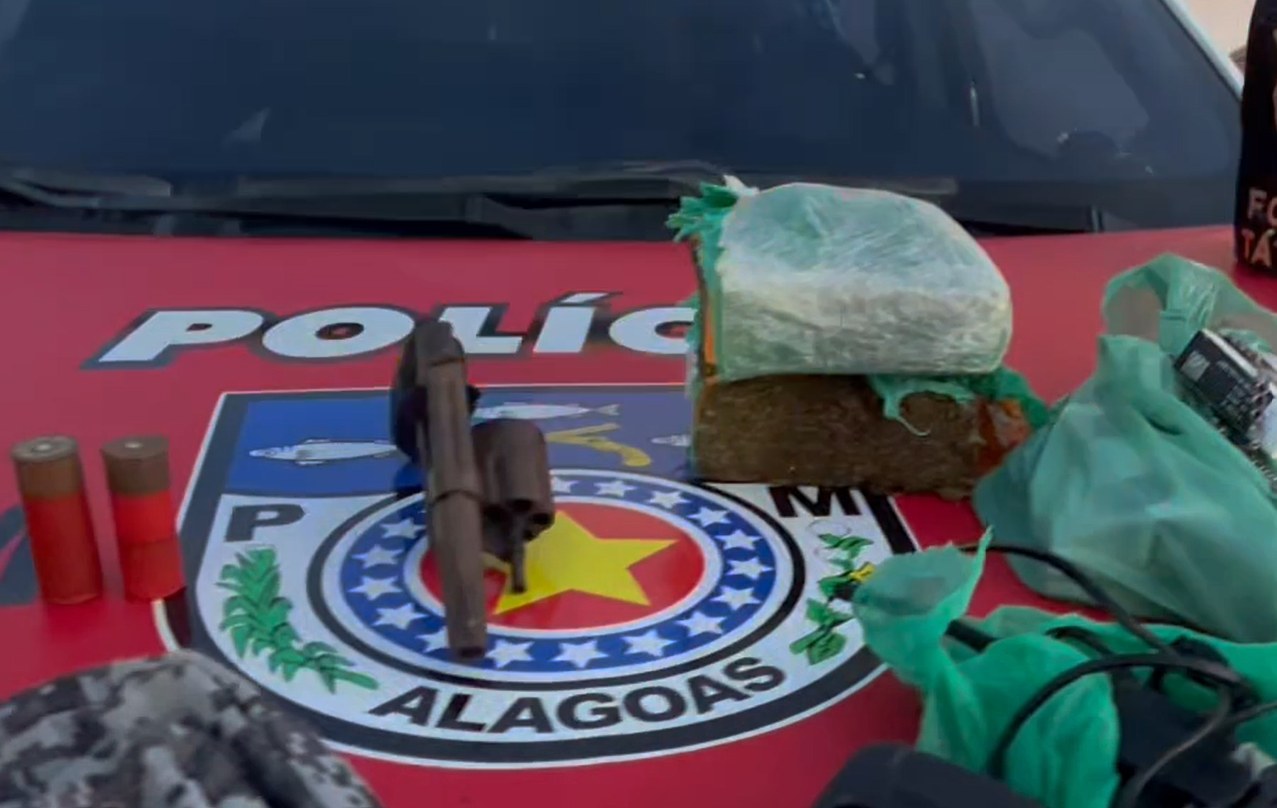 Força Tática do 5º BPM prende suspeito por tráfico de drogas e porte ilegal de arma