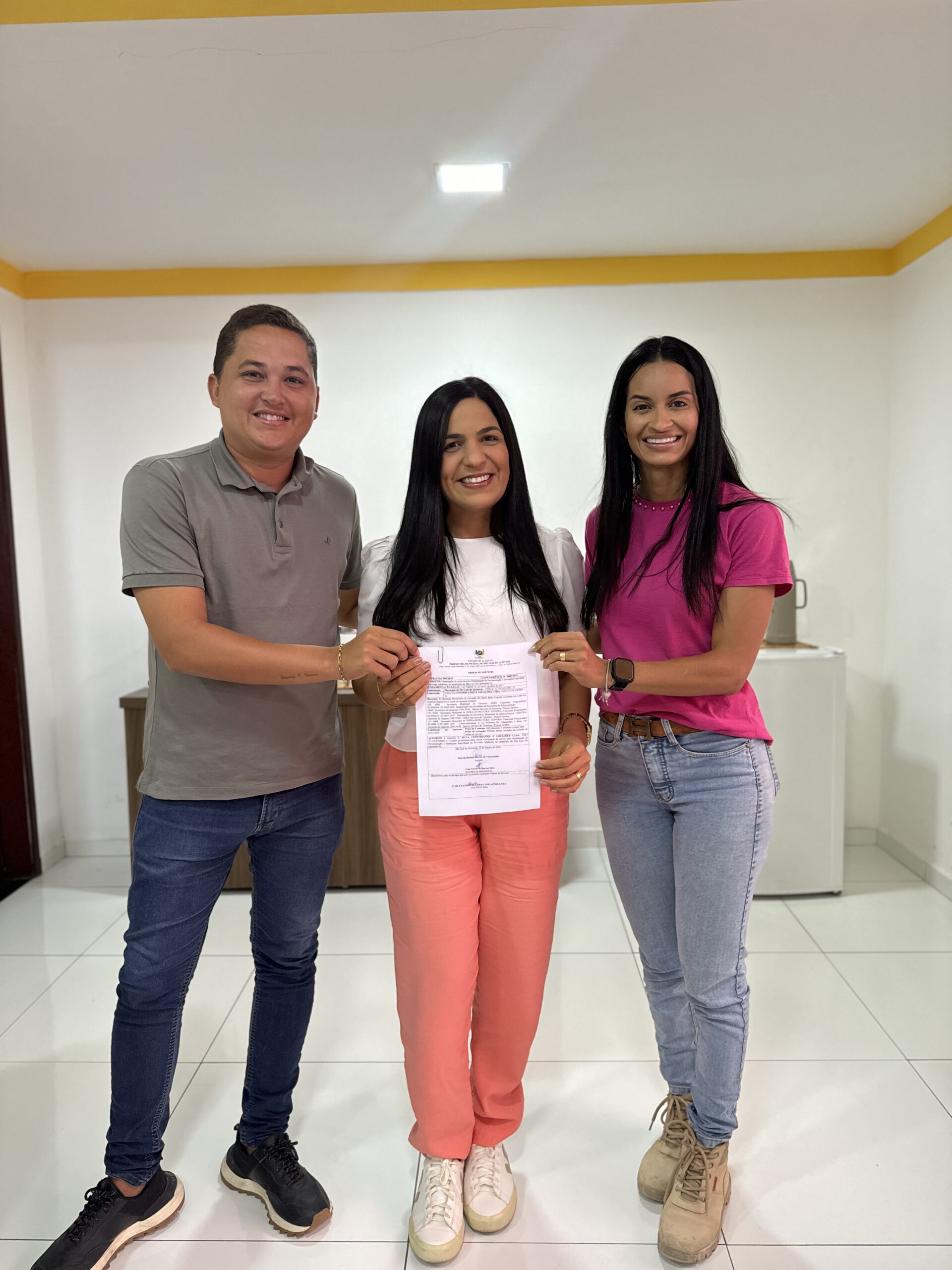 Promessa cumprida: Márcia Cavalcante autoriza calçamento da Fazenda Adubeira e transforma sonho antigo em realidade