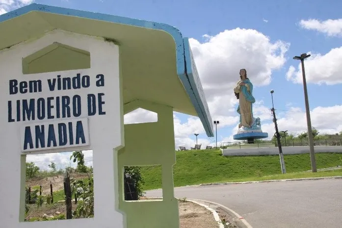 Residência é alvo de furto e moradora tem prejuízo estimado em R$ 10 mil em Limoeiro de Anadia