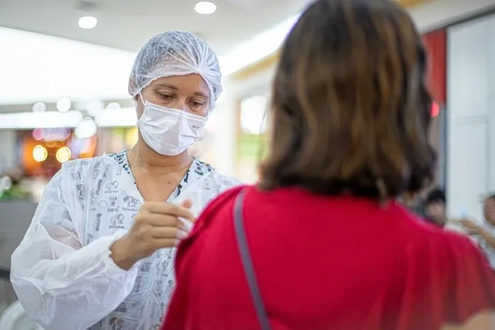 Maceió faz bloqueio vacinal contra meningite C neste sábado após confirmação de surto