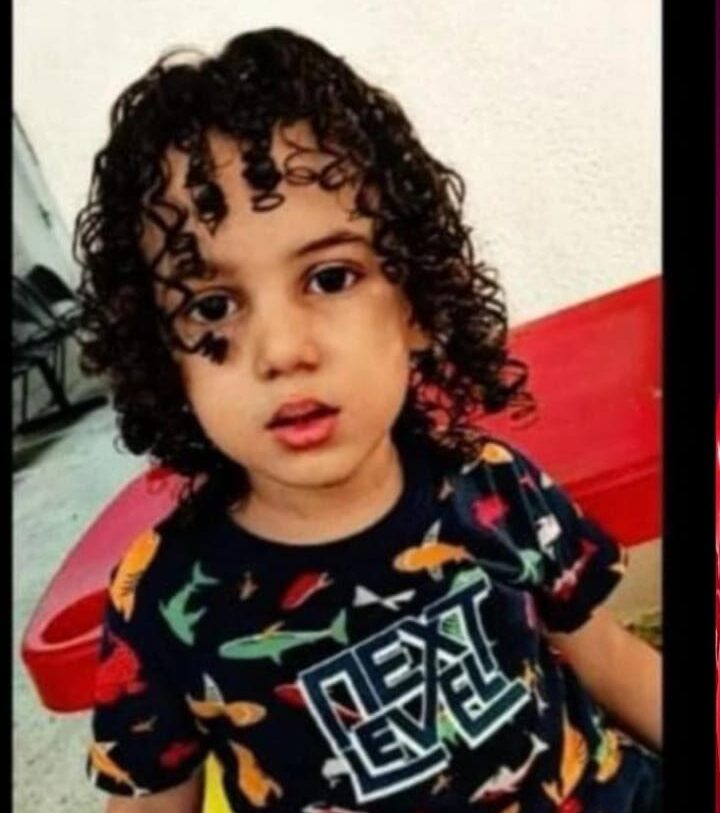 Menino autista de 5 anos é encontrado em córrego após horas de buscas e morre no HGE