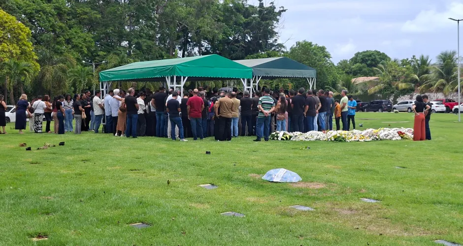 Velório do presidente municipal do Podemos, Edlúcio Donato é marcado por fortes emoções