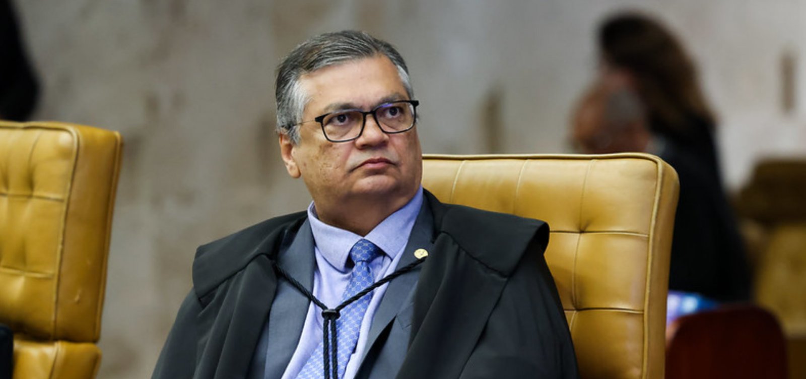 OAB e Sindicato dos Jornalistas reagem a busca na casa de repórter que investigava uso de carros oficiais por familiares de Flavio dino