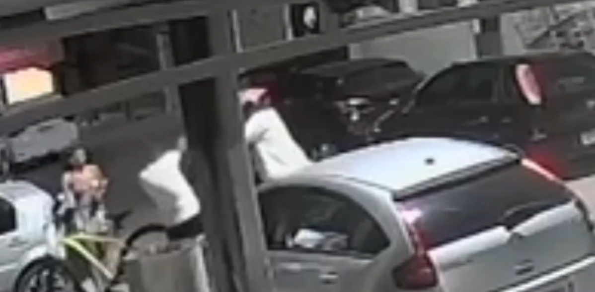 Polícia Civil divulga imagens de tentativa de homicídio na Jatiúca; DHPP investiga