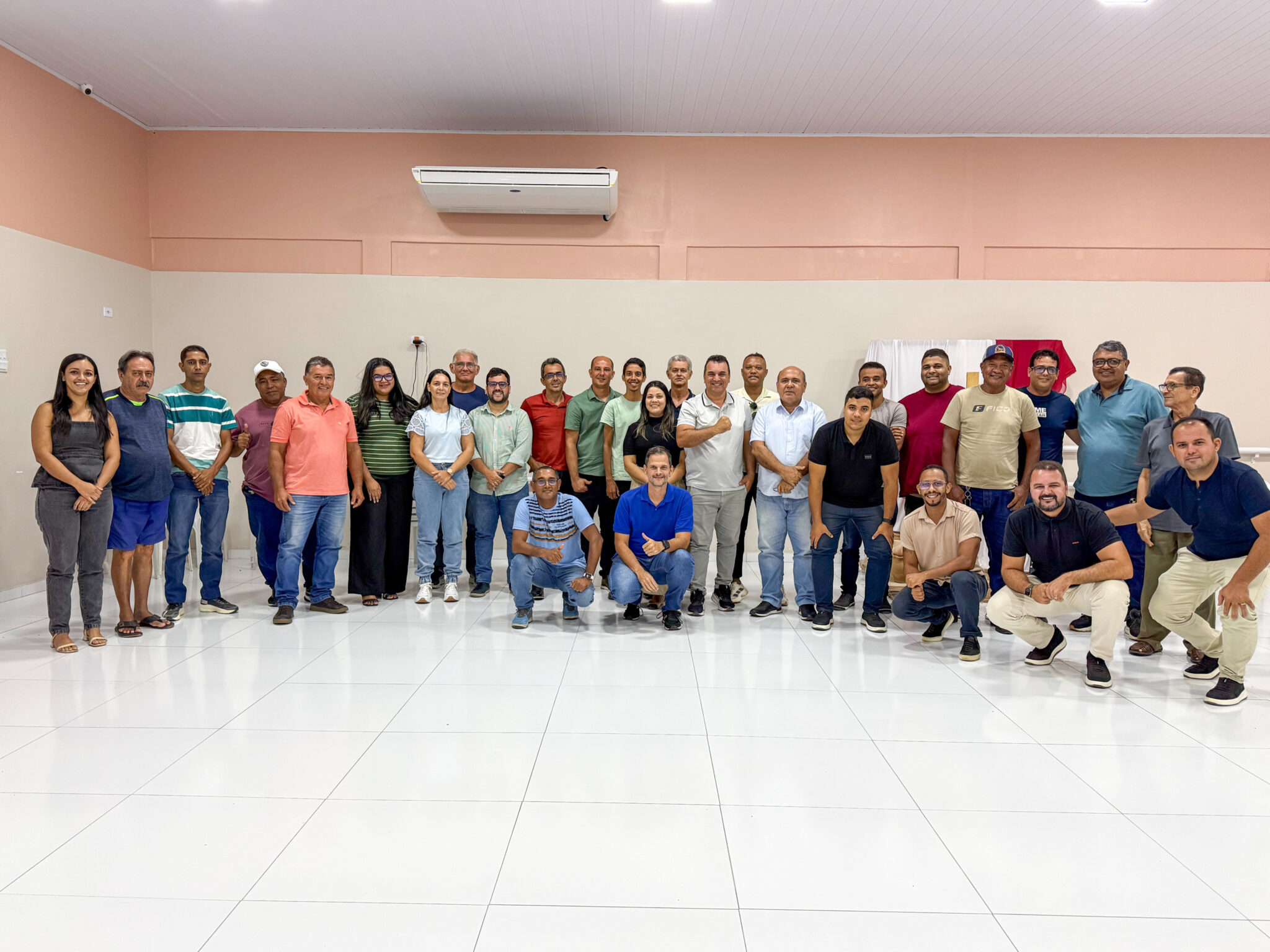 Prefeito Allan de Jesus reúne secretariado para alinhar ações e fortalecer gestão em Porto de Pedras