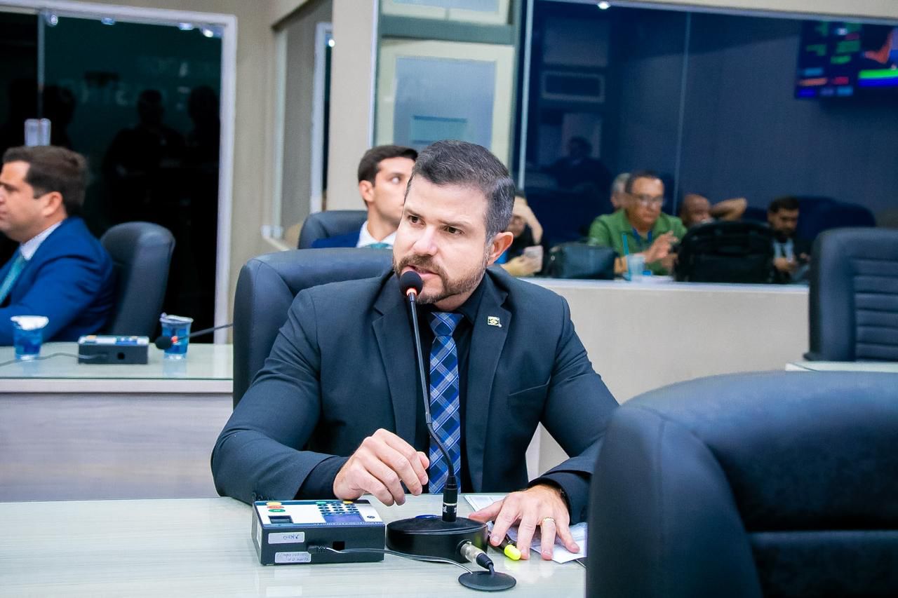 Thiago Prado defende união de órgãos para coibir arrombamentos no Centro de Maceió