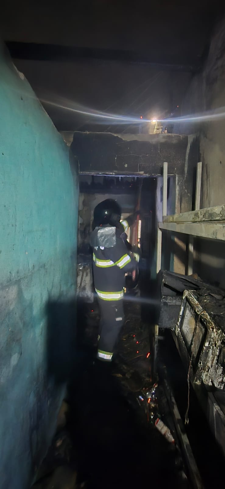 Incêndio de grandes proporções destrói parte de residência em São José da Laje