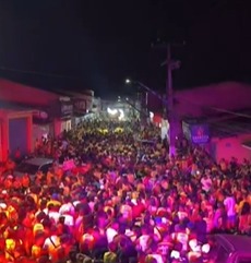 Bloco do Jacaré faz sucesso em Passo do Camaragibe e confirma liderança de Cícero Cavalcante no Litoral Norte