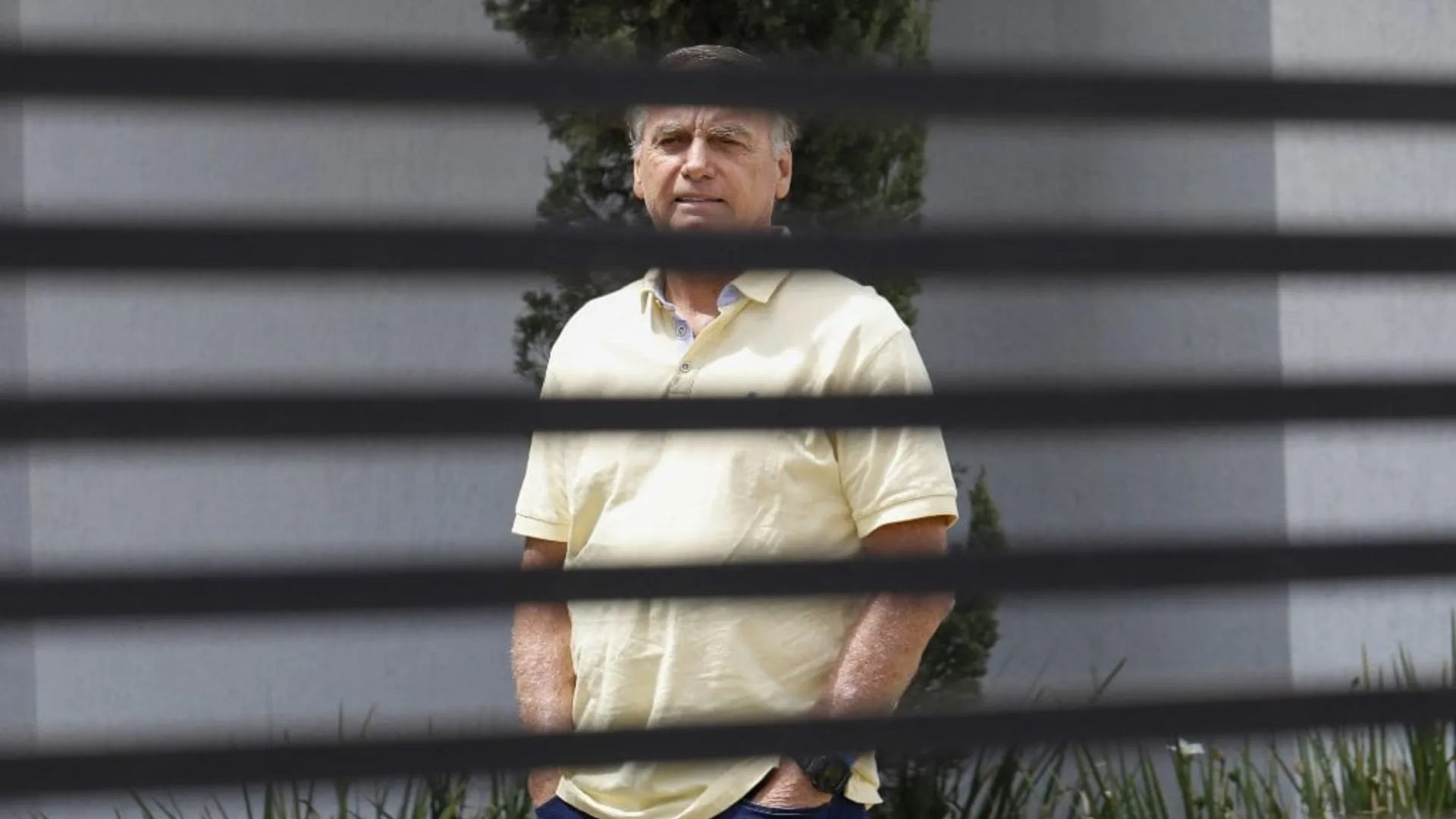 Bolsonaro pede a Moraes autorização para receber mais um advogado no hospital