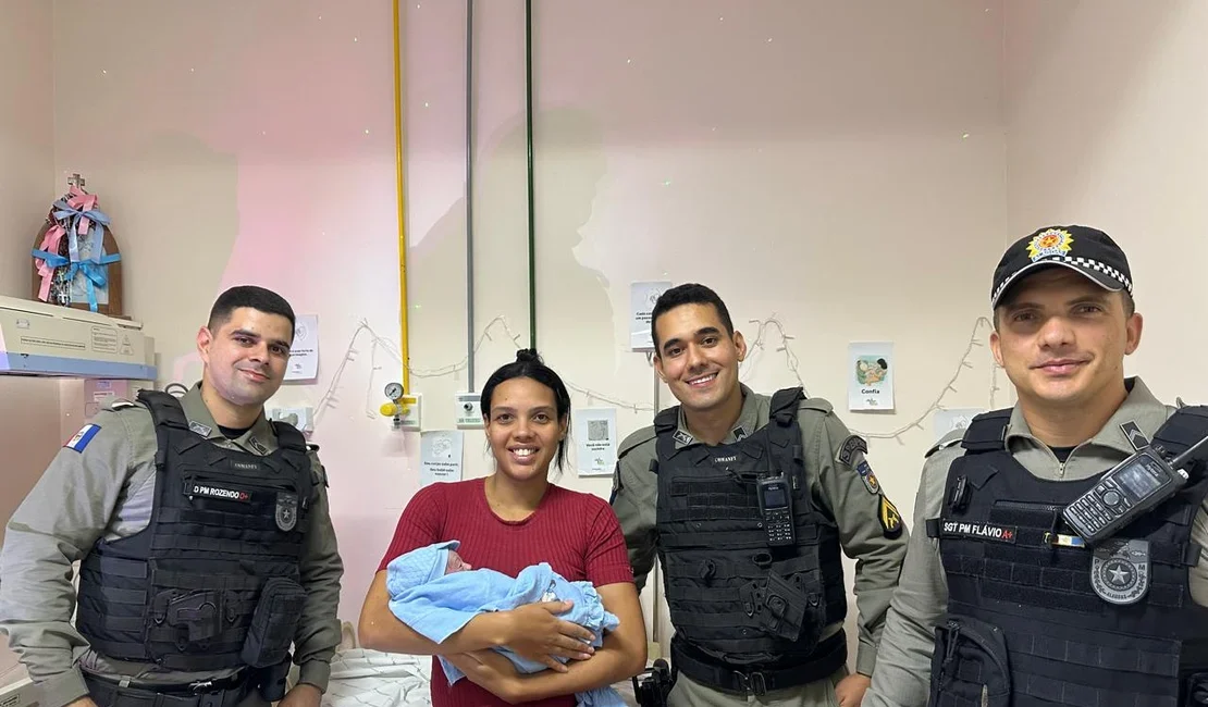 Policiais ajudam em parto dentro de veículo e salvam mãe e bebê em Arapiraca