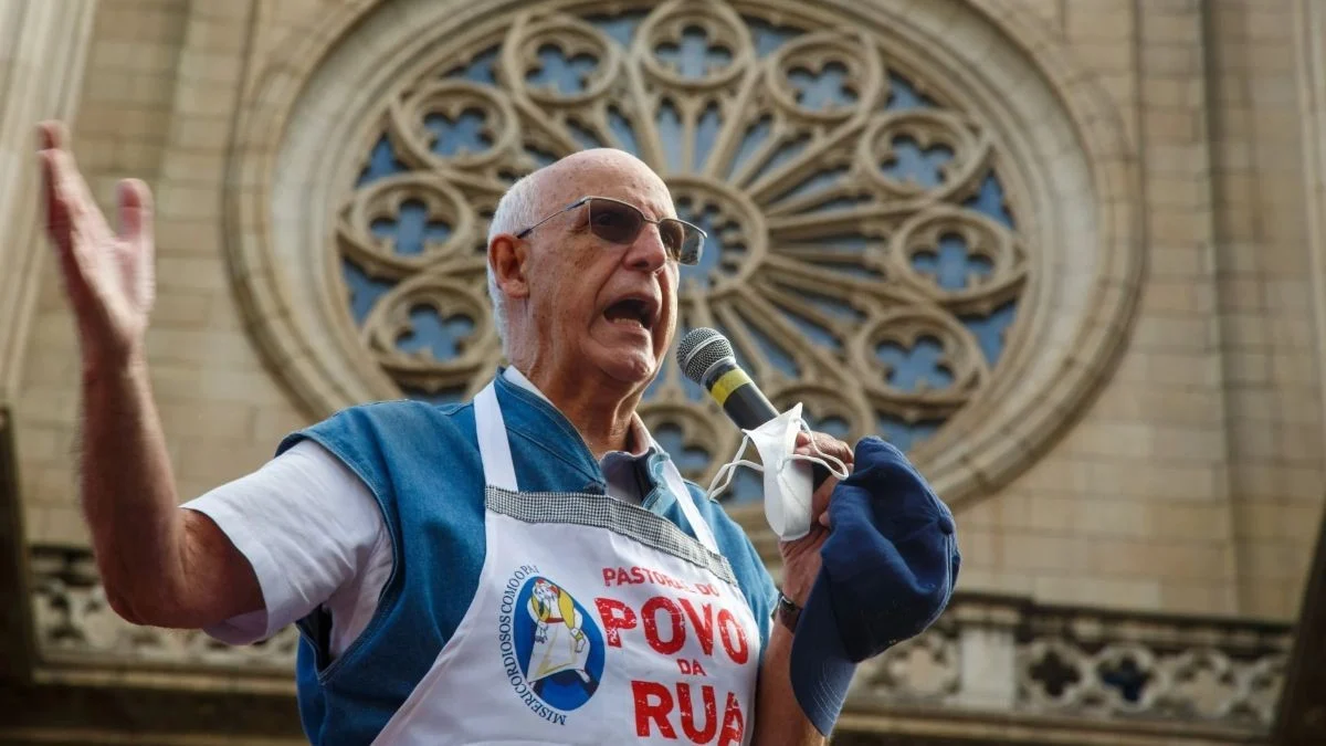 Deputados aprovam Título de Cidadão Honorário de Alagoas para o Padre Júlio Lancellotti