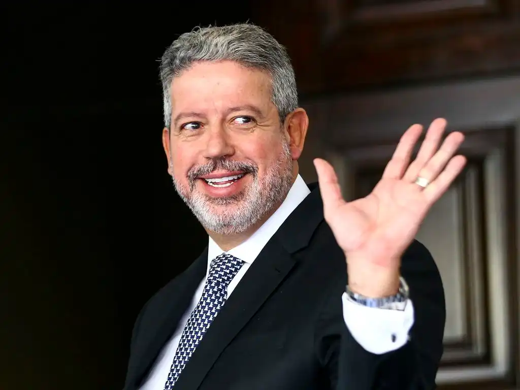 Arthur Lira reúne lideranças de todo estado e lança pré-candidatura ao Senado em grande ato nesta sexta (20)