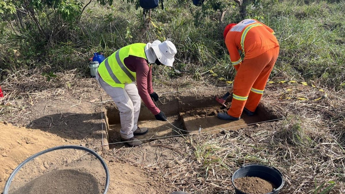 Sítio arqueológico com mais de 500 peças é descoberto durante obra em Maceió