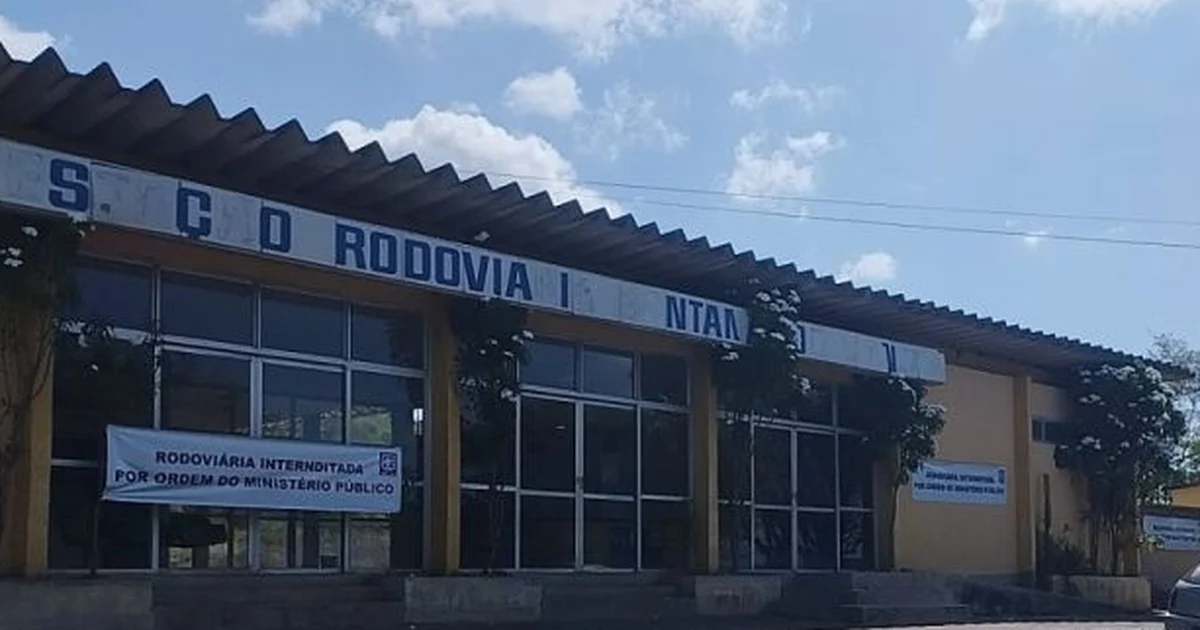 Denúncia expõe abandono e descaso na rodoviária de Santana do Ipanema