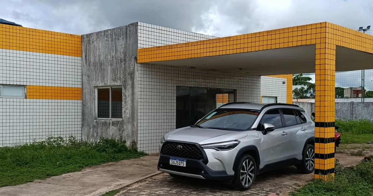 Sem pintura, mato alto e descaso: CAPS AD III de Porto Calvo está fechado e em estado de abandono