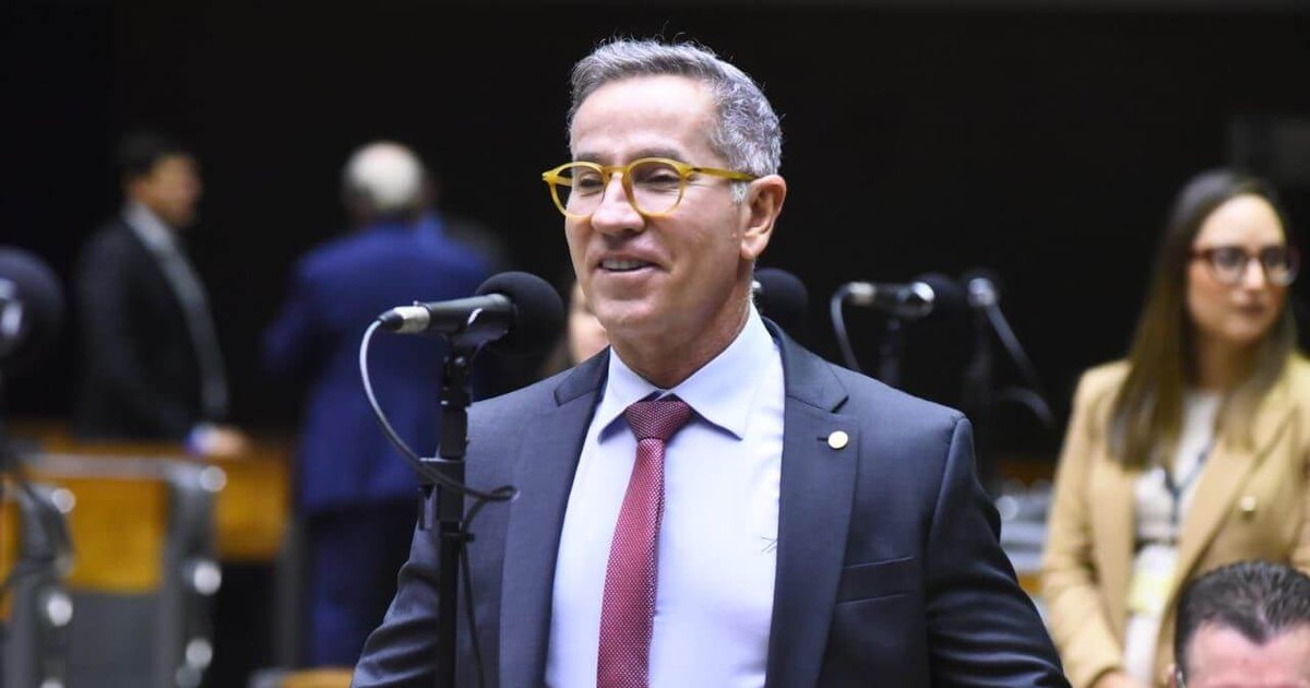 “Não foi por maldade”: Vereador que chamou orla maceioense de ‘favela’ pede desculpas