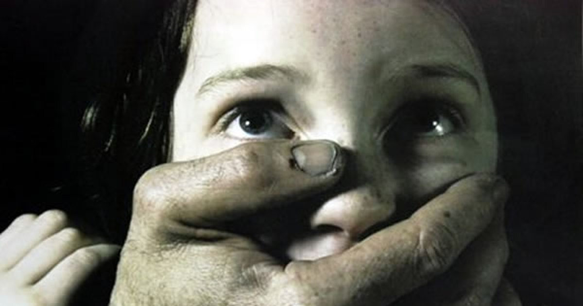 Homem é preso após estuprar e engravidar adolescente de 12 anos; Suspeito pagava à mãe para encobrir os crimes