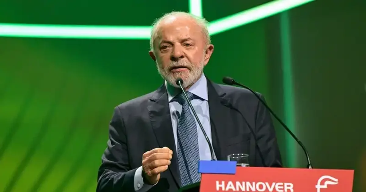 “Pensei que ia ganhar o Nobel da Paz”, diz Lula ao relembrar mediação no Irã durante agenda na Europa