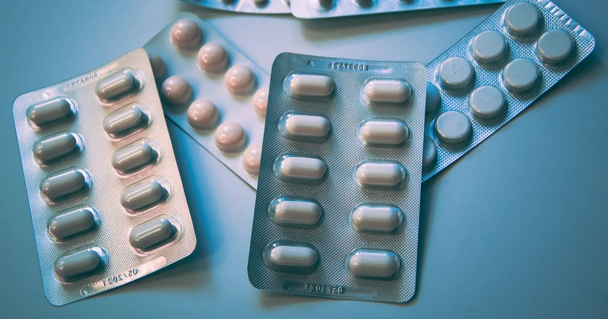 Médico aponta remédios comuns que podem aumentar risco de derrame