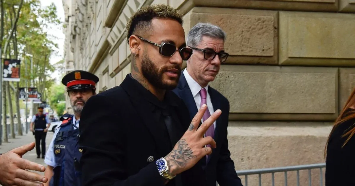 Neymar é absolvido de acusação de corrupção na Espanha