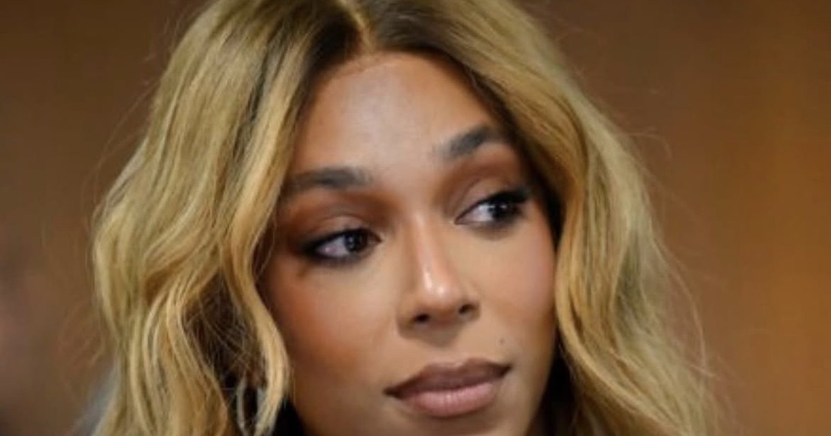 Juiz arquiva ação contra Erika Hilton por chamar mulheres de “imbecis”