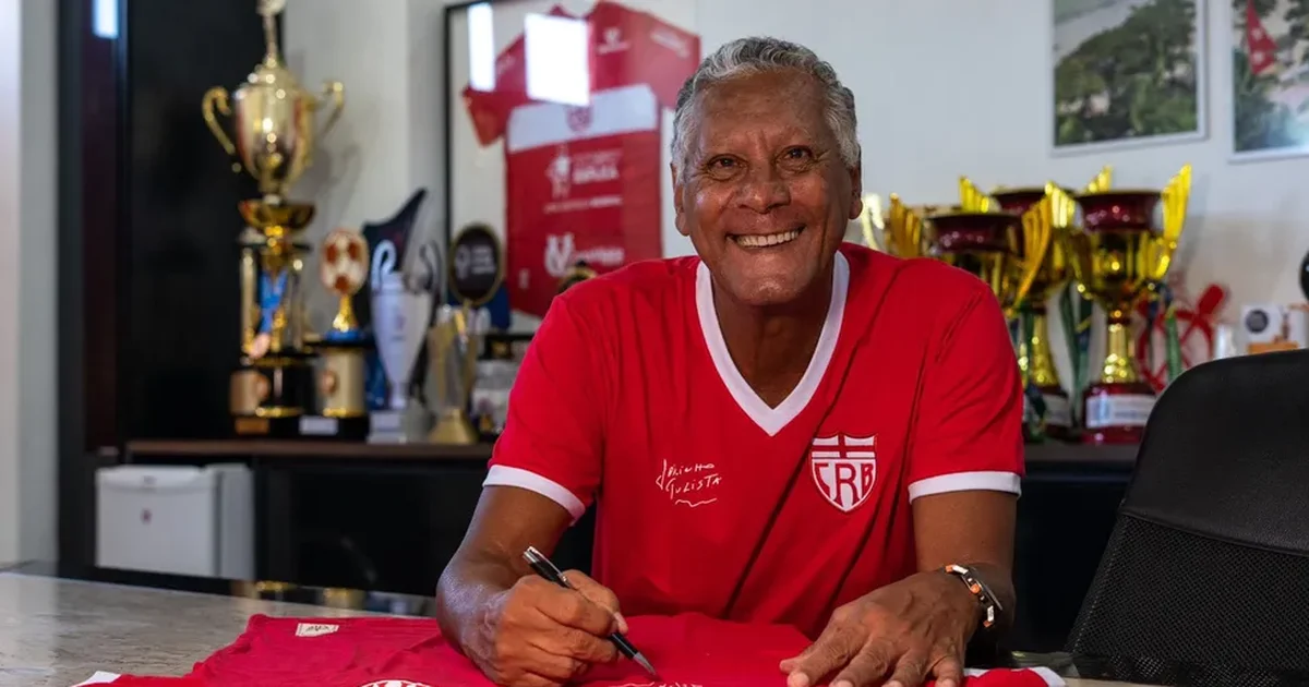 Joãozinho Paulista faz visita ao CT Ninho do Galo nesta quarta-feira (15)