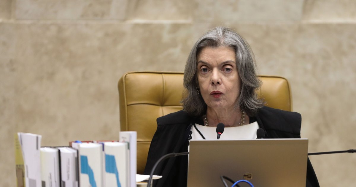 Presidente do TSE, Cármen Lúcia deixa cargo antes do fim do mandato