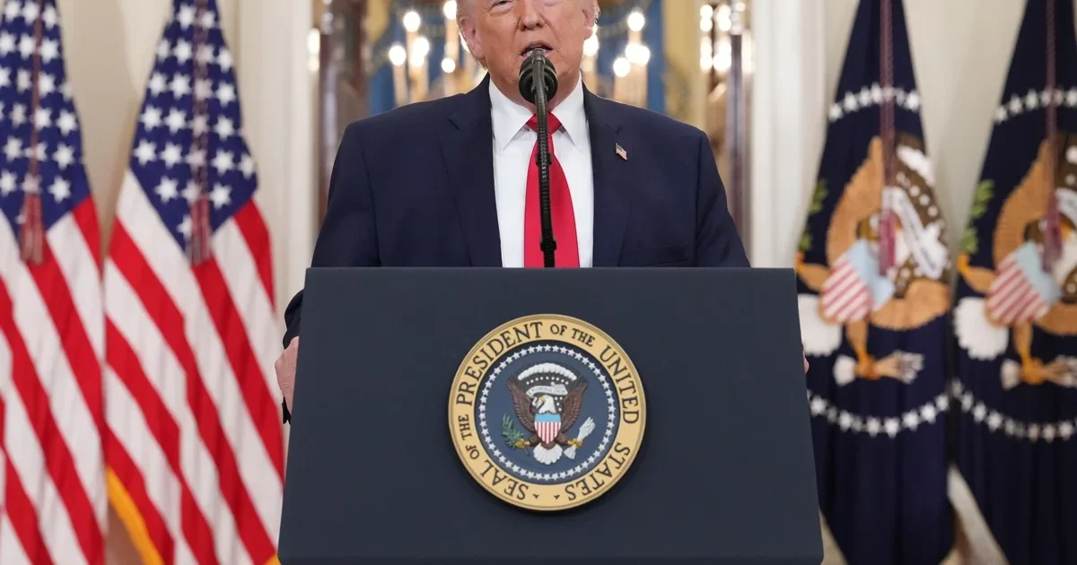 Trump diz que pretende “bombardear” o Irã se negociações falharem