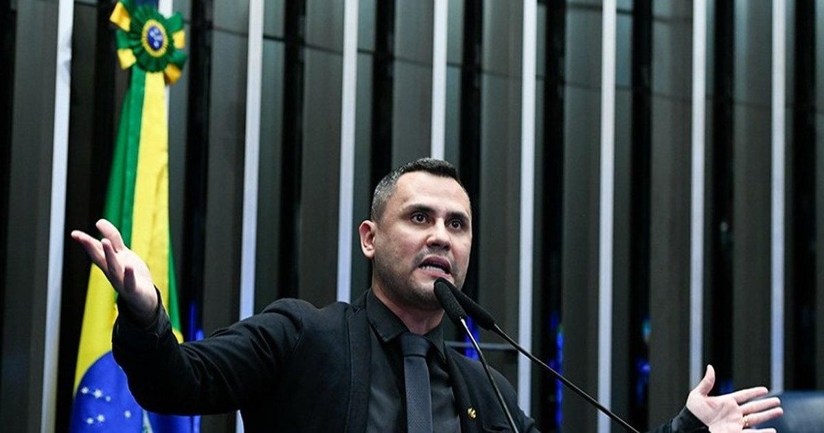 “Eles não são reis”, dispara Cleitinho ao pressionar Senado por impeachment de ministros