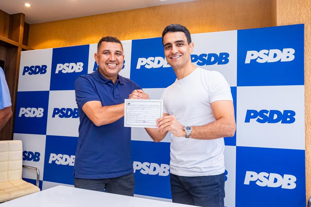 “Chegou a hora de mudar Alagoas!”, diz Cal Moreira ao anunciar filiação ao PSDB