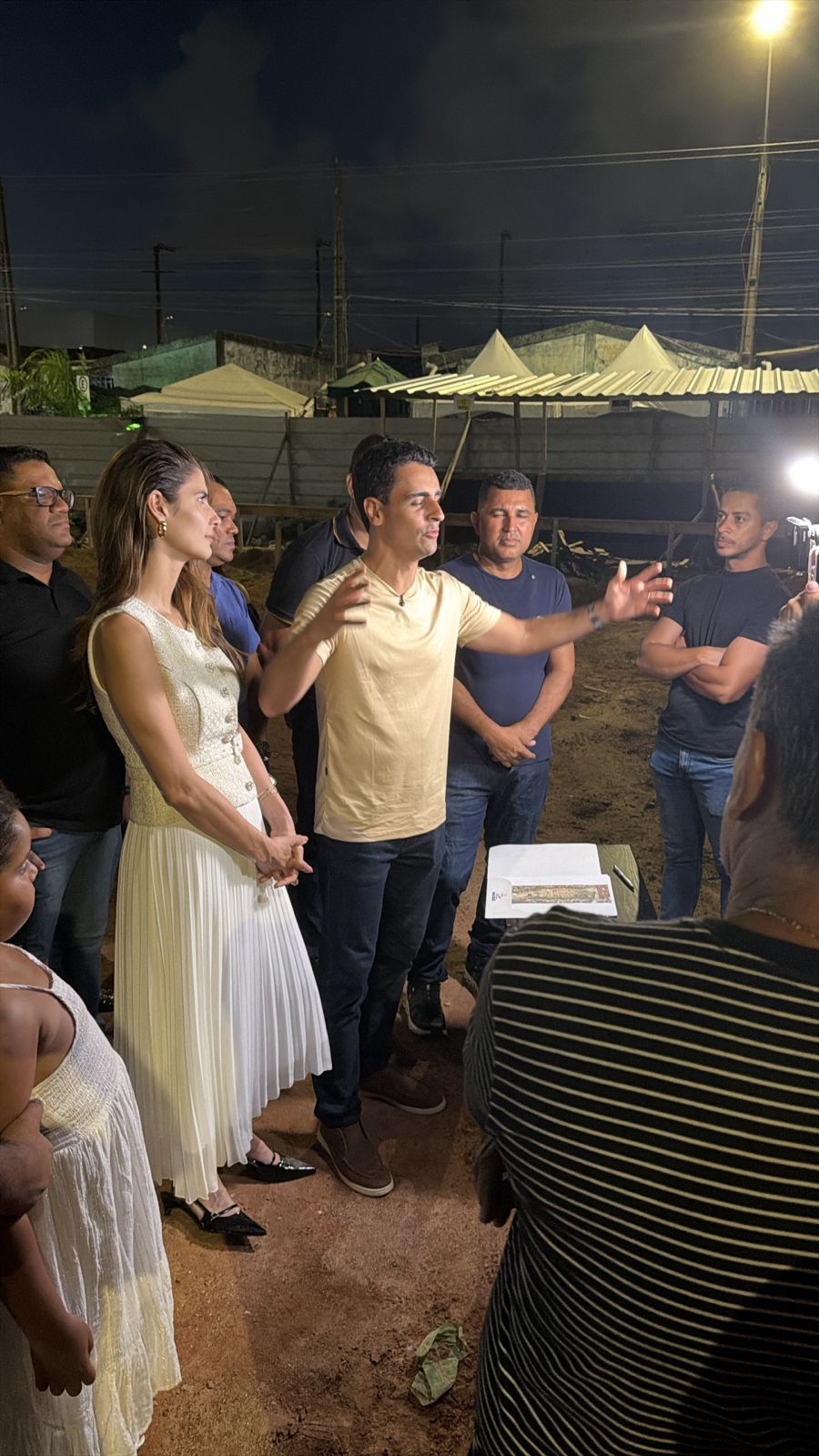 JHC anuncia construção de Gigantinhos, Areninha e praça no Jacintinho