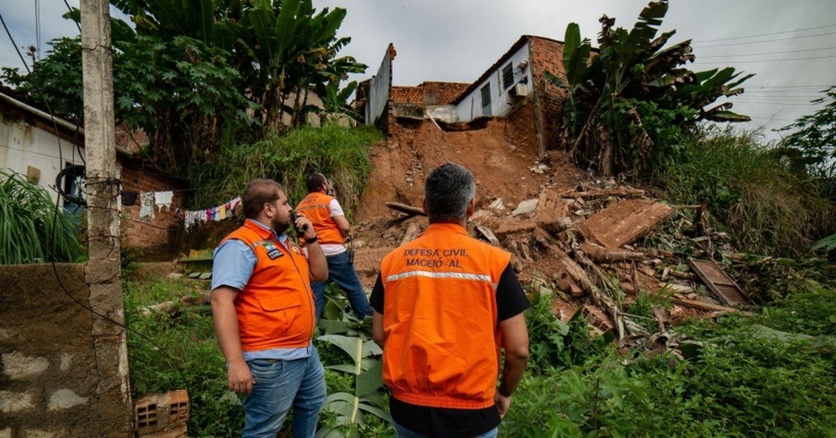Defesa Civil de Maceió intensifica ações no período chuvoso na capital alagoana atende pelo 199