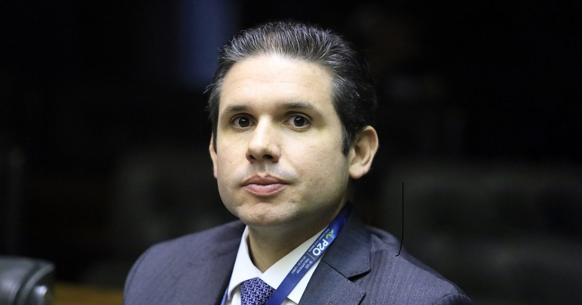 Palácio do Planalto desmente fala de Hugo Motta e mantém plano sobre fim da escala 6×1