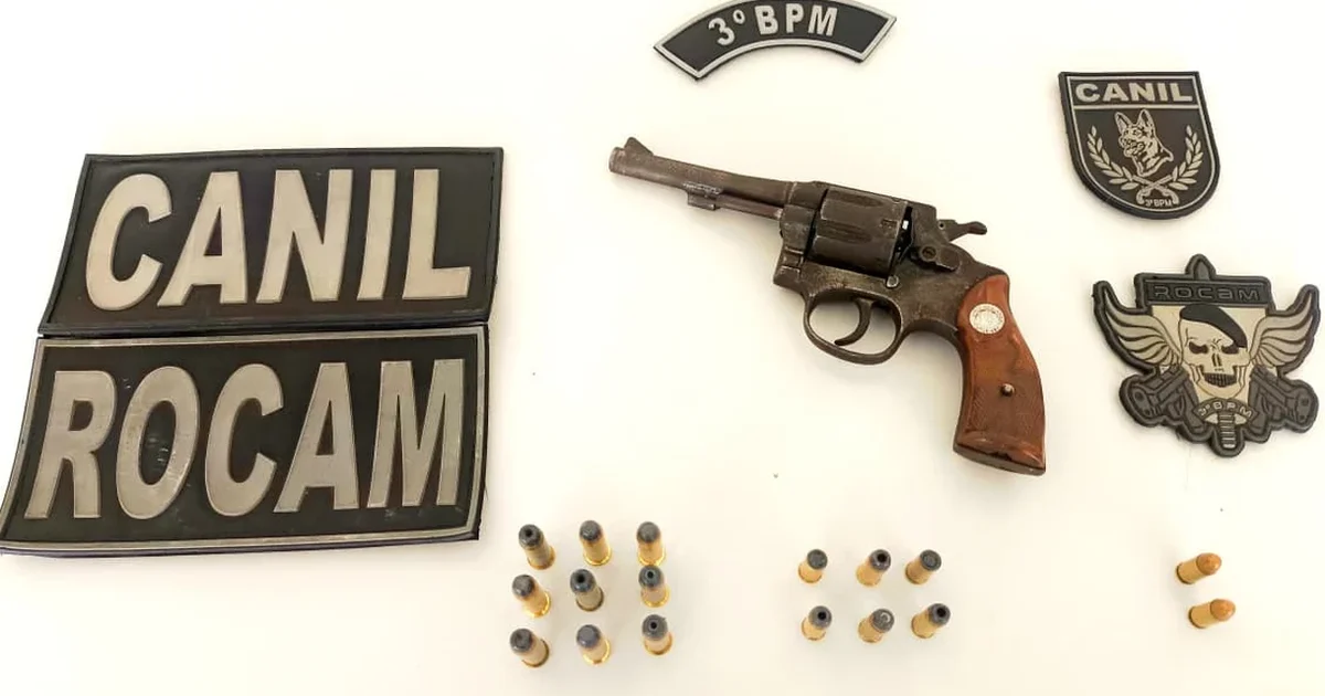 Adolescente é apreendida com arma e munições em Arapiraca