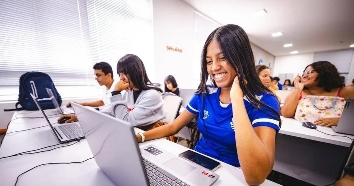 Maceió abre 480 vagas gratuitas em cursos profissionalizantes para jovens