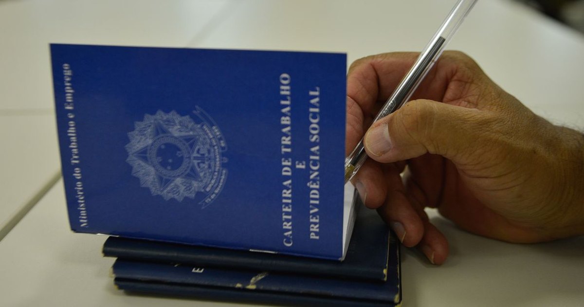 Governo quer redução de duas horas na jornada de trabalho já em 2026