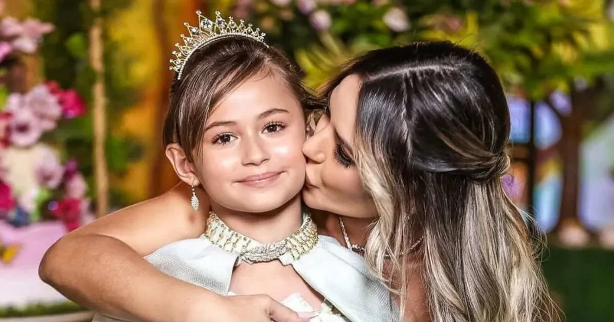 ‘Hoje é um dia muito difícil’, diz irmã de Deolane em aniversário da filha de influenciadora
