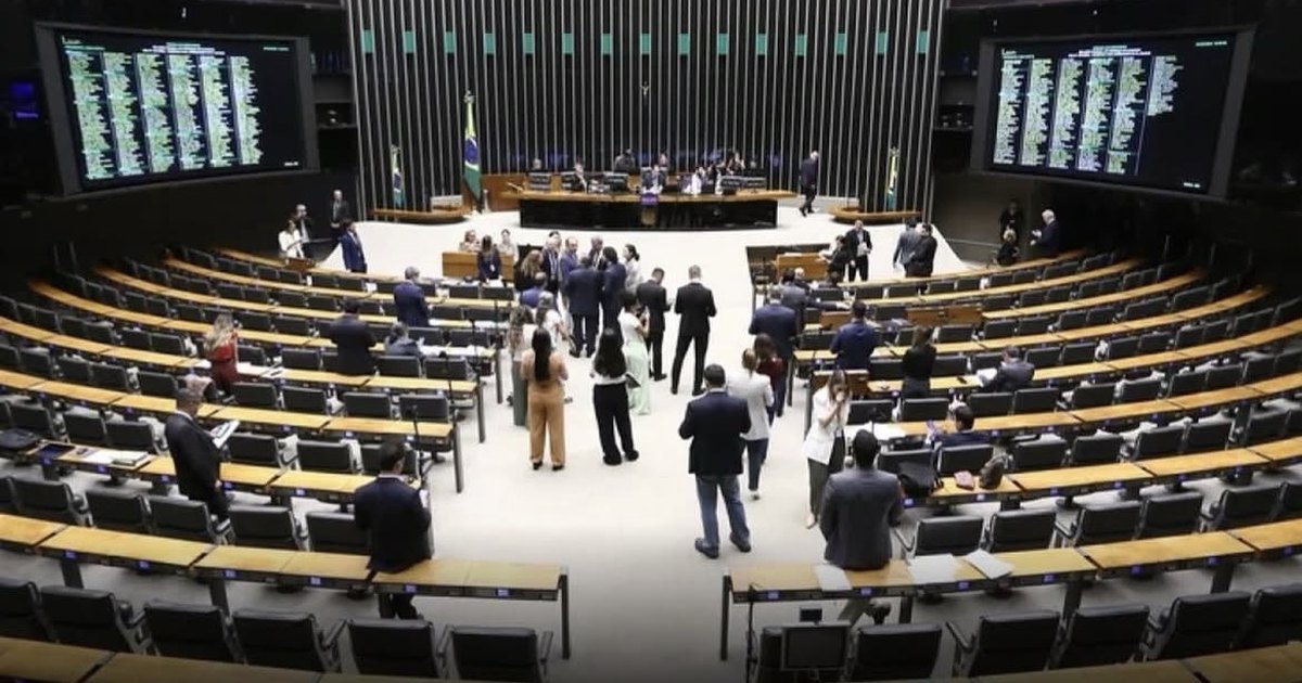 Câmara aprova PL que limita punições da Justiça Eleitoral a partidos