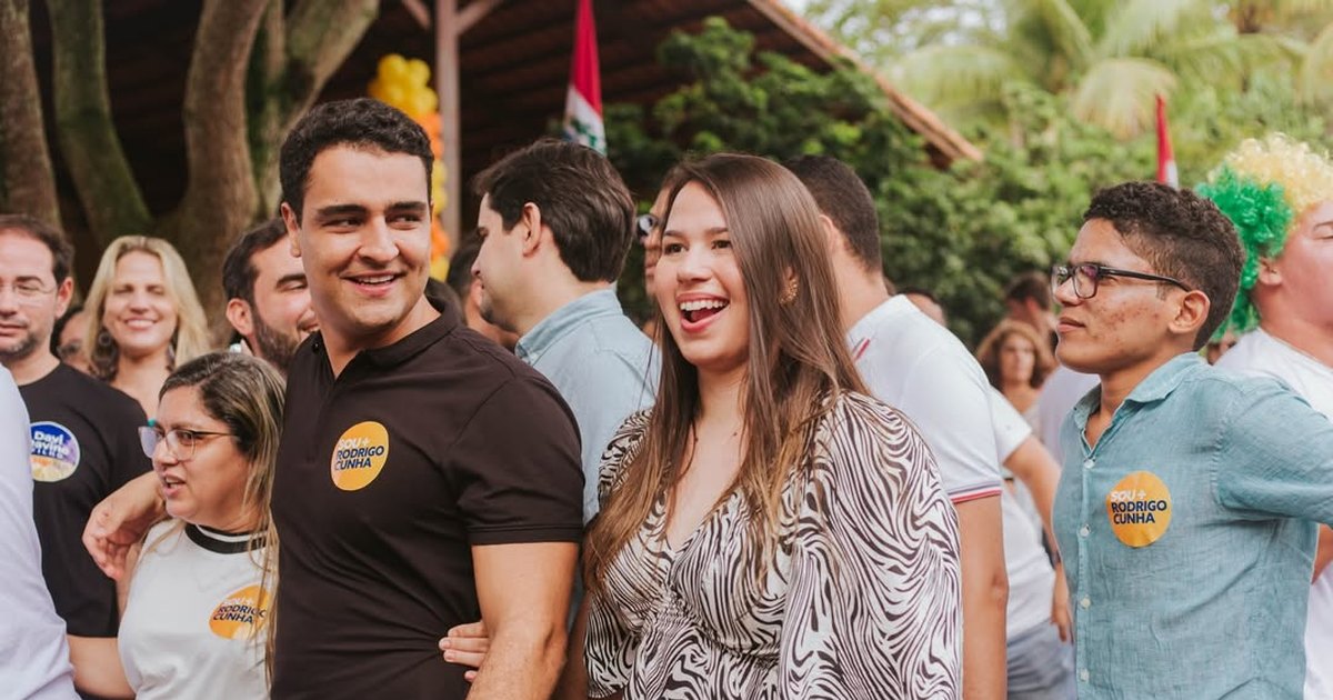 “Manda pra cá que a gente ensina”: aliados de Renan Filho invadem grupos de juventude ligados a JHC