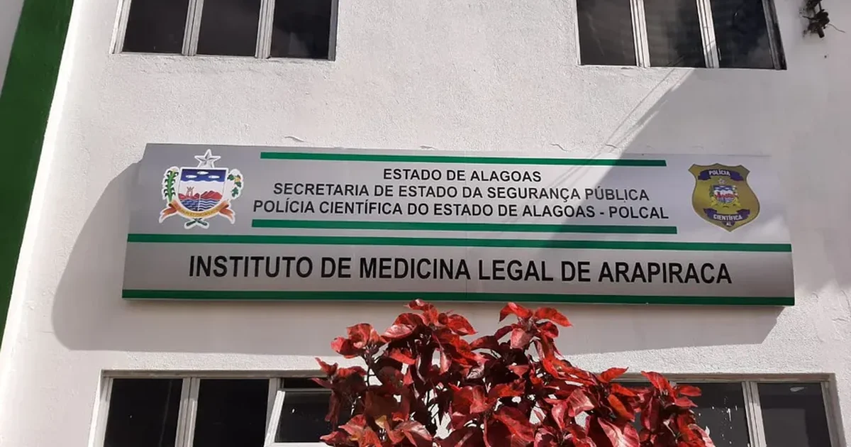 Mulher é morta a tiros enquanto aguardava carro por aplicativo em Arapiraca
