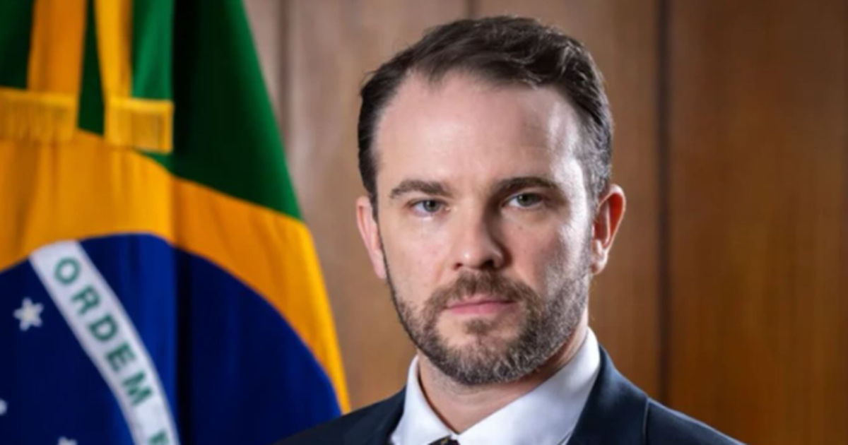 Fazenda reúne assessoria internacional antes da ida de Lula aos EUA