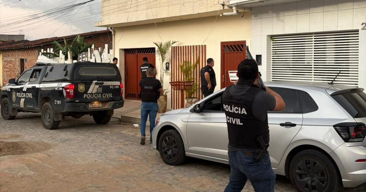 Policiais são presos por sequestrar e cobrar R$1 milhão de vítima