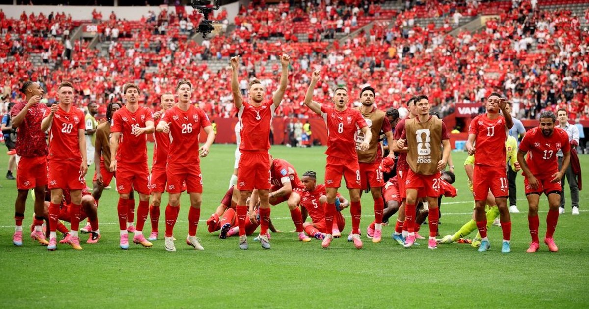 Suíça bate Canadá em Vancouver por 2 a 1 e se classifica em primeiro no Grupo B da Copa